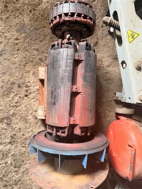 Rotor et bobinage d'un moteur en atelier